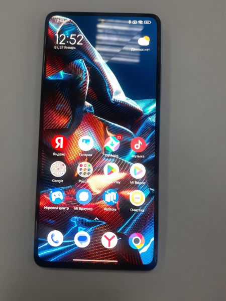 Купить POCO X5 Pro 5G 6/128GB (22101320G) Duos в Зима за 5600 руб.