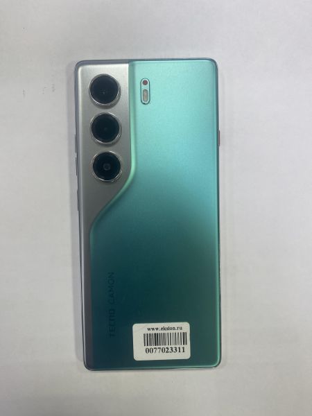 Купить TECNO Camon 40 8/256GB (CM5) Duos в Зима за 10500 руб.