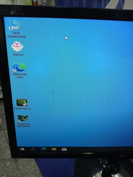 Купить Сборка Pentium E5400, 9600 GT, DDR2 4GB, HDD 1.5TB в Зима за 2100 руб.