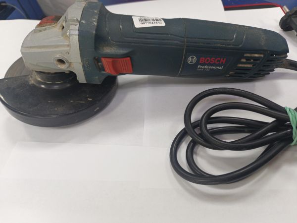шлифмашина угловая сетевая Bosch GWS 700 в Зима