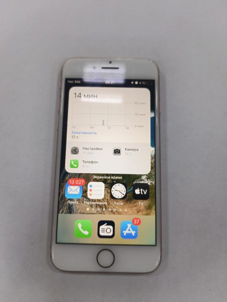 сотовый телефон Apple iPhone 8 64GB в Зима