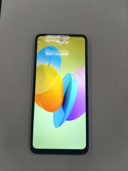 сотовый телефон TECNO Spark Go 2024 4/128GB (BG6) Duos в Зима