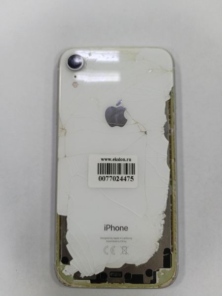 сотовый телефон Apple iPhone XR 64GB в Зима