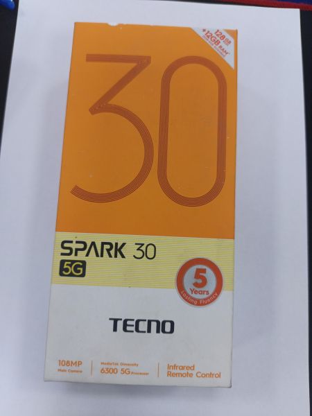 сотовый телефон TECNO Spark 30 5G 6/128GB (KL8) Duos в Зима
