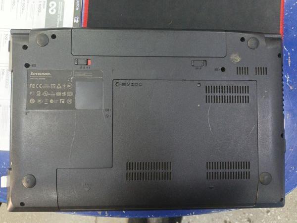 ноутбук Lenovo без модели (15,6/1005M/3GB/320GB) в Зима