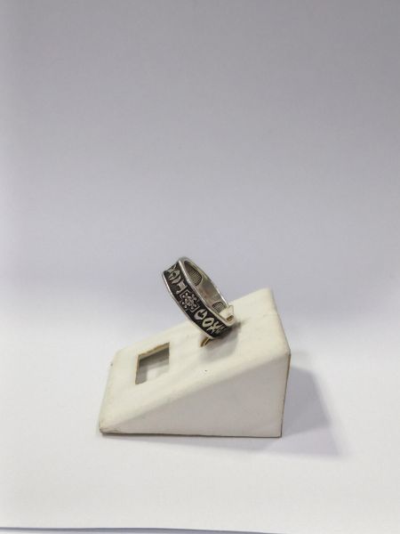 серебряное кольцо Кольцо серебро 925 5,04g, вес изделия 5.04g, размер 20, 00 нет камней в Зима