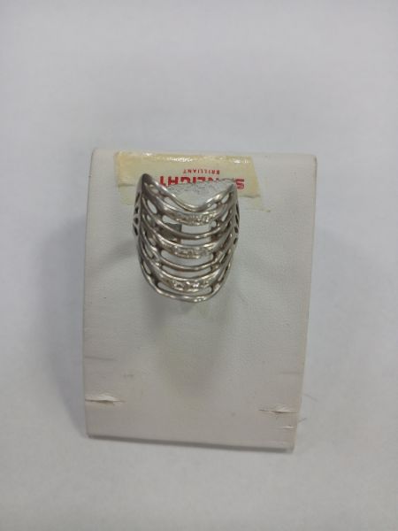 серебряное кольцо Кольцо серебро 925 3,19g, вес изделия 3.21g, размер 19 в Зима