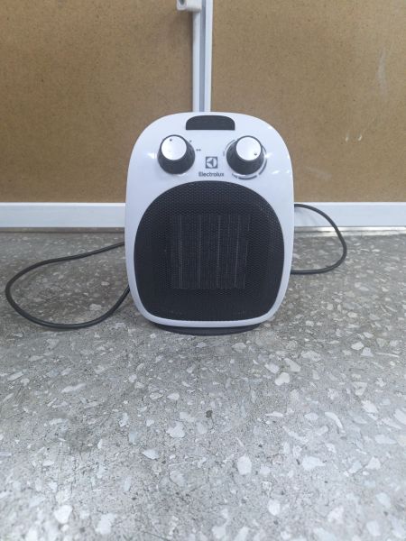 тепловентилятор и тепловая пушка Electrolux Prime EFH/C-5125 в Зима