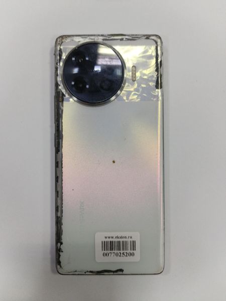 сотовый телефон TECNO Spark 20 Pro+ 8/256GB (KJ7) Duos в Зима