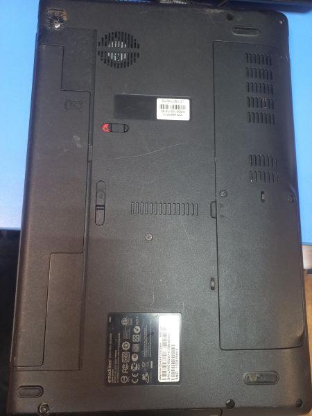 Купить Acer eMachines eME644G-E352G32Mikk в Иркутск за 4100 руб.