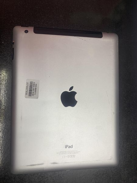 Купить Apple iPad 4 2012 64GB (A1460 MD522-527) (с SIM) в Иркутск за 3499 руб.