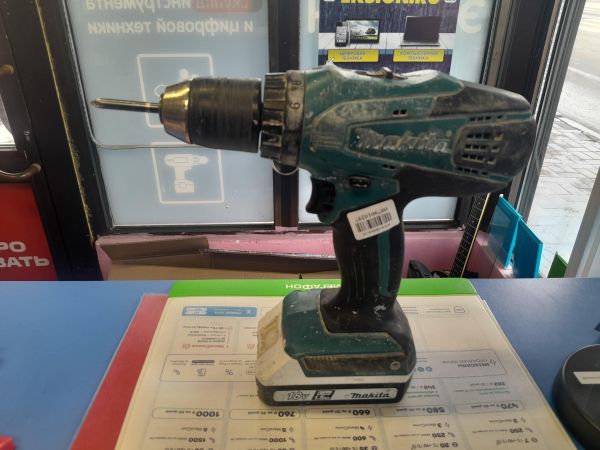 Купить Makita DF457D/WE с СЗУ в Иркутск за 4399 руб.