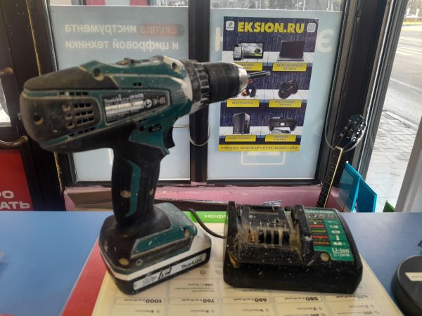 Купить Makita DF457D/WE с СЗУ в Иркутск за 4399 руб.