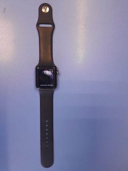 Купить Apple Watch Series 3 38mm (A1858) с СЗУ в Иркутск за 2000 руб.