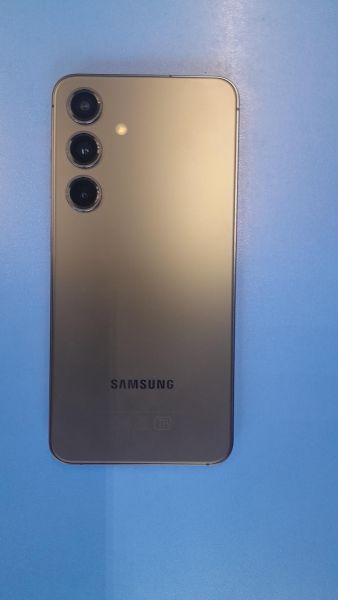 Купить Samsung Galaxy S24 8/128GB (S921B) Duos в Иркутск за 39000 руб.