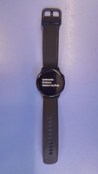 Купить Samsung Galaxy Watch Active (SM-R500) с СЗУ в Иркутск за 1600 руб.