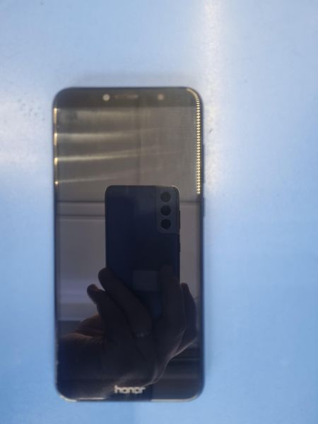 Купить Honor 7C 3/32GB (AUM-L41) Duos в Иркутск за 1050 руб.