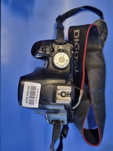 Купить Canon EOS 500D body (DS126231) с СЗУ в Иркутск за 5300 руб.