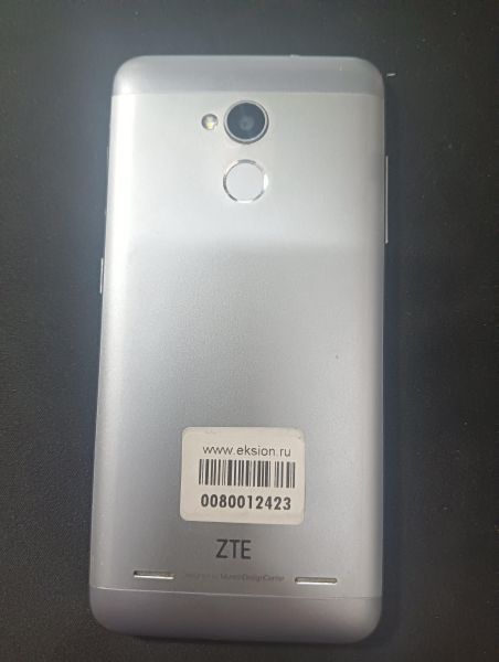 Купить ZTE Blade V7 Lite (V0720) Duos в Иркутск за 1400 руб.