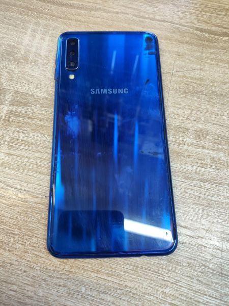 Купить Samsung Galaxy A7 2018 4/64GB (A750FN) Duos в Усть-Илимск за 4799 руб.