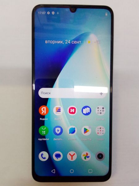 Купить Realme Note 50 4/128GB (RMX3834) Duos в Зима за 5599 руб.