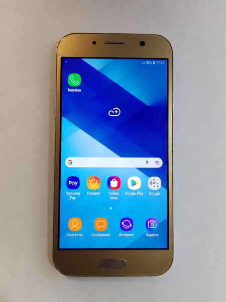 Купить Samsung Galaxy A7 2017 3/32GB (A720F) Duos в Новосибирск за 4299 руб.