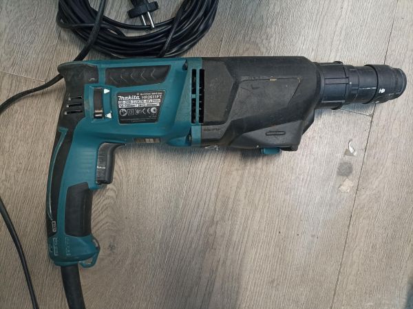 Купить Makita HR2611FT в Иркутск за 3100 руб.