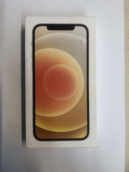 Купить Apple iPhone 12 64GB в Новосибирск за 22599 руб.