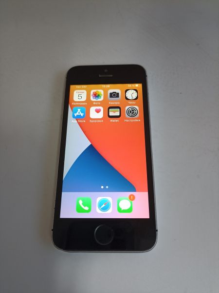 Купить Apple iPhone SE 1st gen. 2016 64GB в Ангарск за 3000 руб.