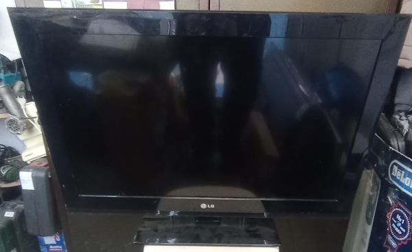 Купить LG 32CS560 в Новосибирск за 4500 руб.