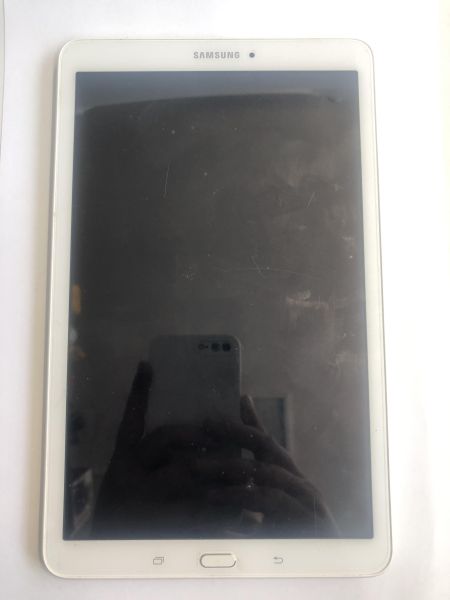 Купить Samsung Galaxy Tab E 8GB (SM-T561) (c SIM) в Новосибирск за 1200 руб.