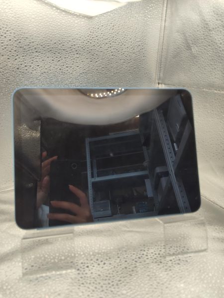 Купить Apple iPad 10 2022 256GB (A2696) (без SIM) в Новосибирск за 30500 руб.