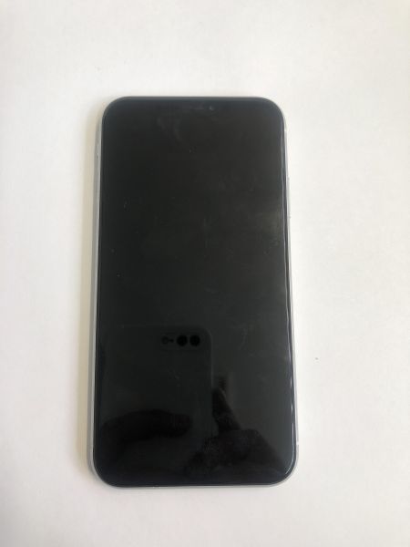 Купить Apple iPhone XR 64GB в Новосибирск за 10000 руб.