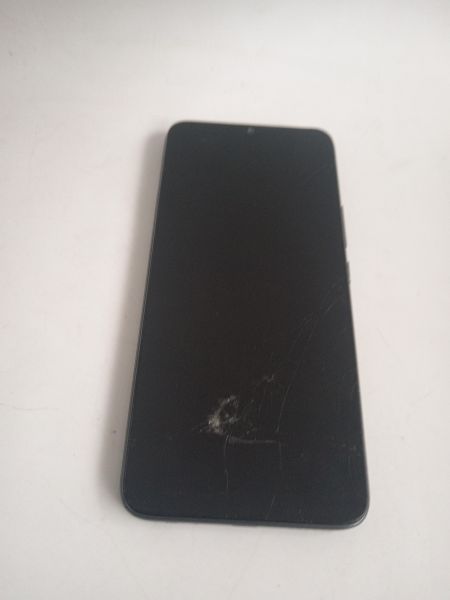 Купить Infinix Smart 6 2/32GB (X6511) Duos в Новосибирск за 1400 руб.