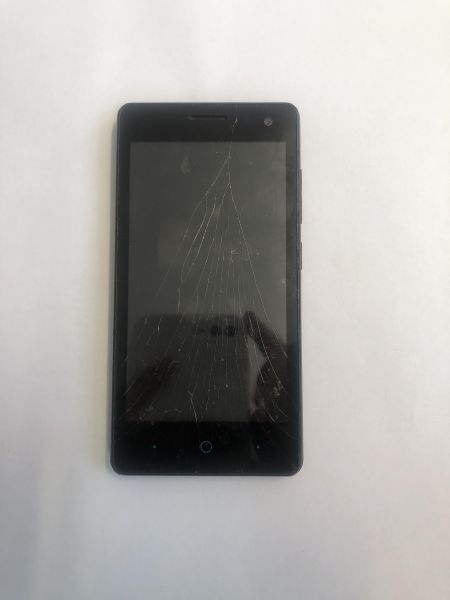 Купить ZTE Blade GF3 (T320) Duos в Новосибирск за 350 руб.