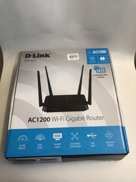 Купить D-Link DIR-825 в Новосибирск за 550 руб.