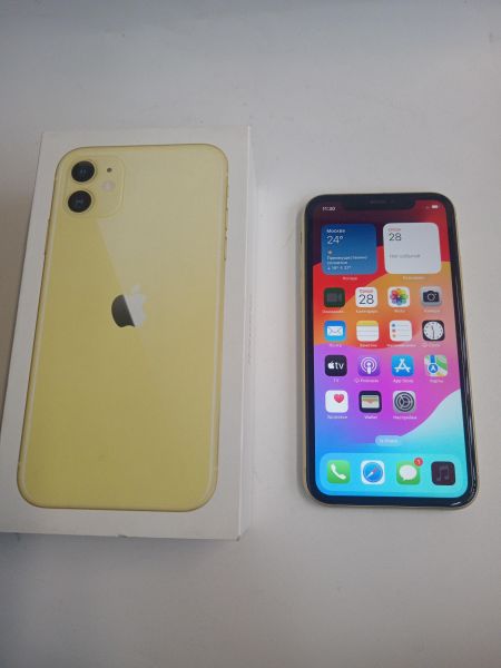 Купить Apple iPhone 11 128GB в Новосибирск за 16750 руб.