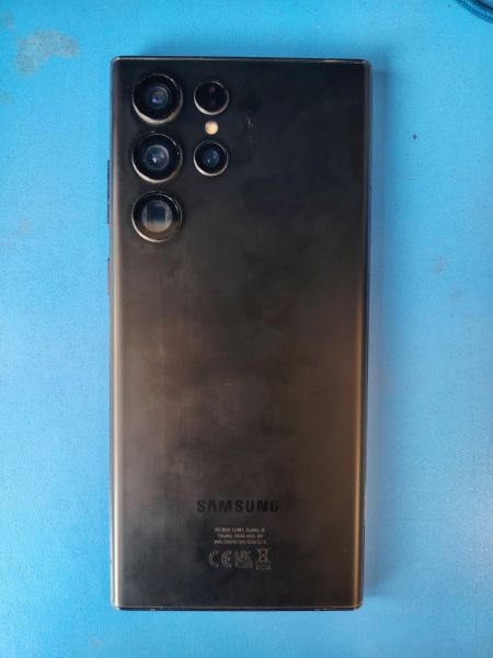 Купить Samsung Galaxy S22 Ultra 12/512GB (S908B) Duos в Иркутск за 29500 руб.