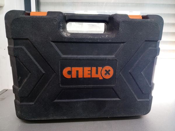 Купить BLACK+DECKER KR550CRE-XK в Новосибирск за 1000 руб.