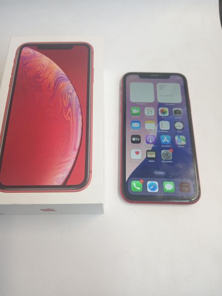 Купить Apple iPhone XR 64GB в Новосибирск за 9700 руб.