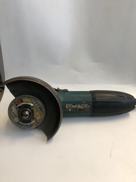 Купить Makita GA5030 в Новосибирск за 2600 руб.