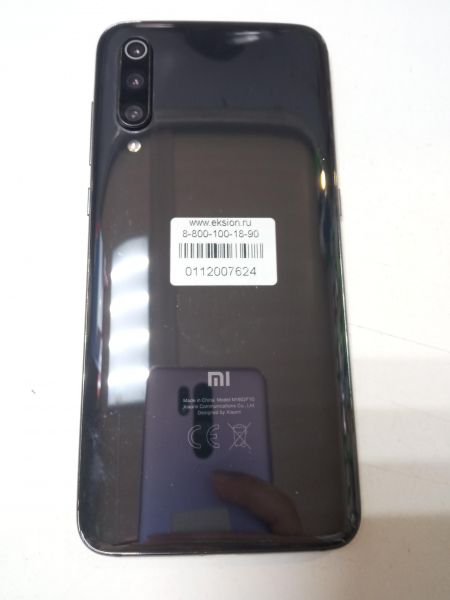 Купить Xiaomi Mi 9 6/64GB (M1902F1G) Duos в Зима за 7299 руб.