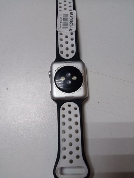 Купить Apple Watch Sport 42mm (A1554 MJ3T2) c СЗУ в Новосибирск за 3799 руб.
