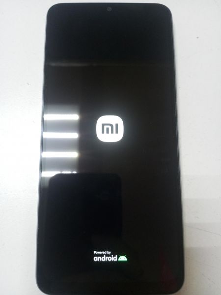 Купить Xiaomi Redmi 13C 4/128GB (23108RN04Y) Duos в Новосибирск за 7599 руб.