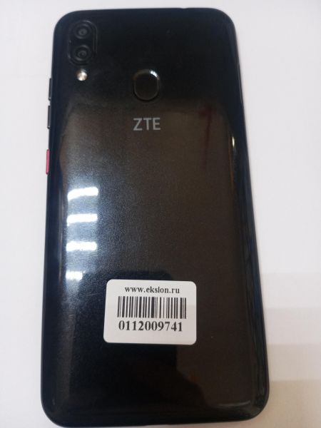 Купить ZTE Blade V10 Vita 2/32GB Duos в Новосибирск за 3099 руб.