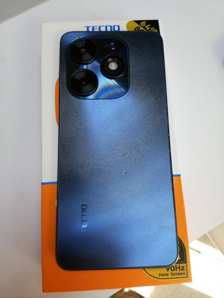 Купить TECNO Spark Go 2024 4/64GB (BG6) Duos в Новосибирск за 5449 руб.