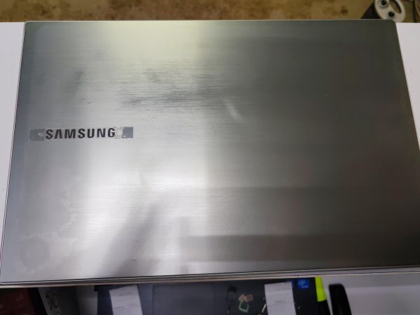 Купить Samsung NP305V5A-T0ARU (HDD 1TB) в Новосибирск за 11999 руб.