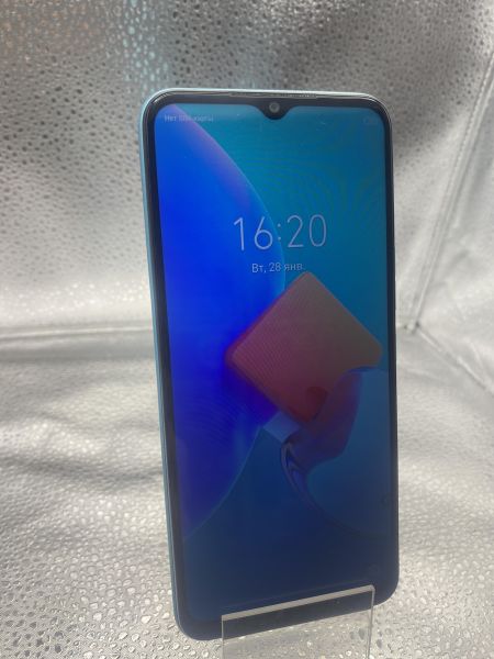 Купить TECNO Spark 8C (KG5n) Duos в Новосибирск за 3899 руб.