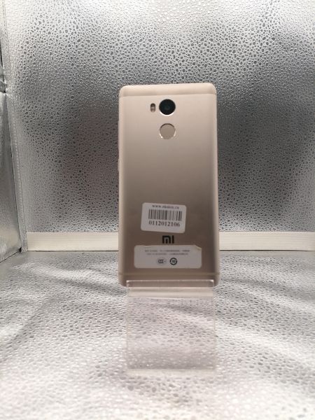 Купить Xiaomi Redmi 4 Prime 3/32GB Duos в Новосибирск за 750 руб.