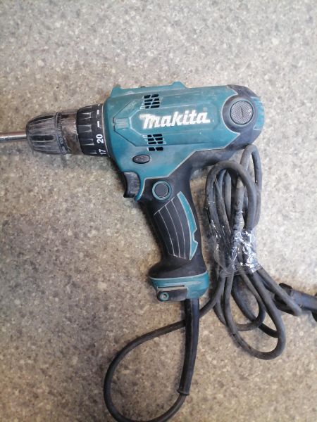 Купить Makita DF0300 в Новосибирск за 3000 руб.